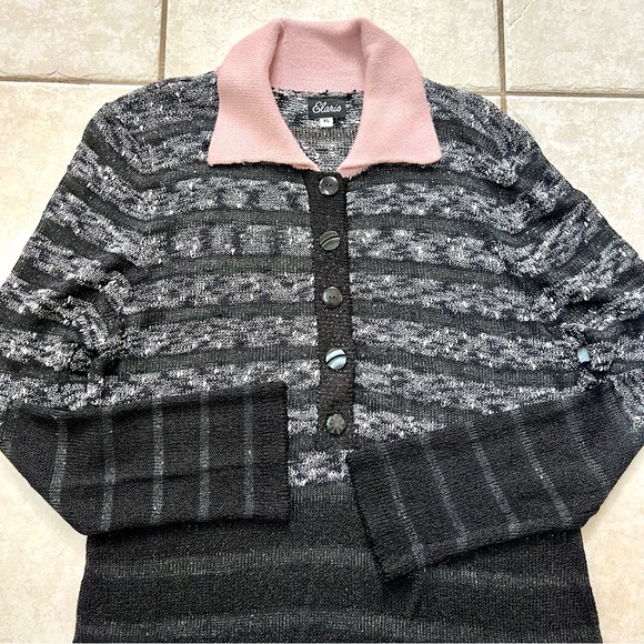 Elaris Hand-Loomed Black & White Collared Sweater - Picture 9 of 14